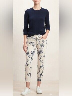 GAP Slim City Navy Floral Khaki Cropped Pants Size 2 R